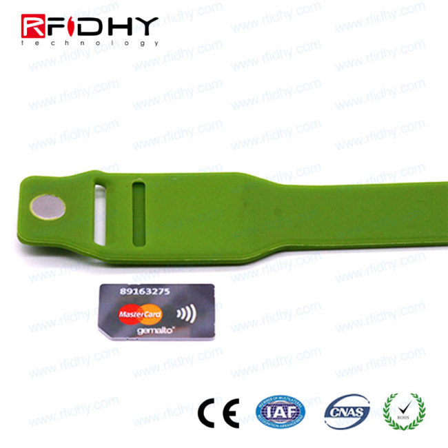 Contactless MiniTag Wristband