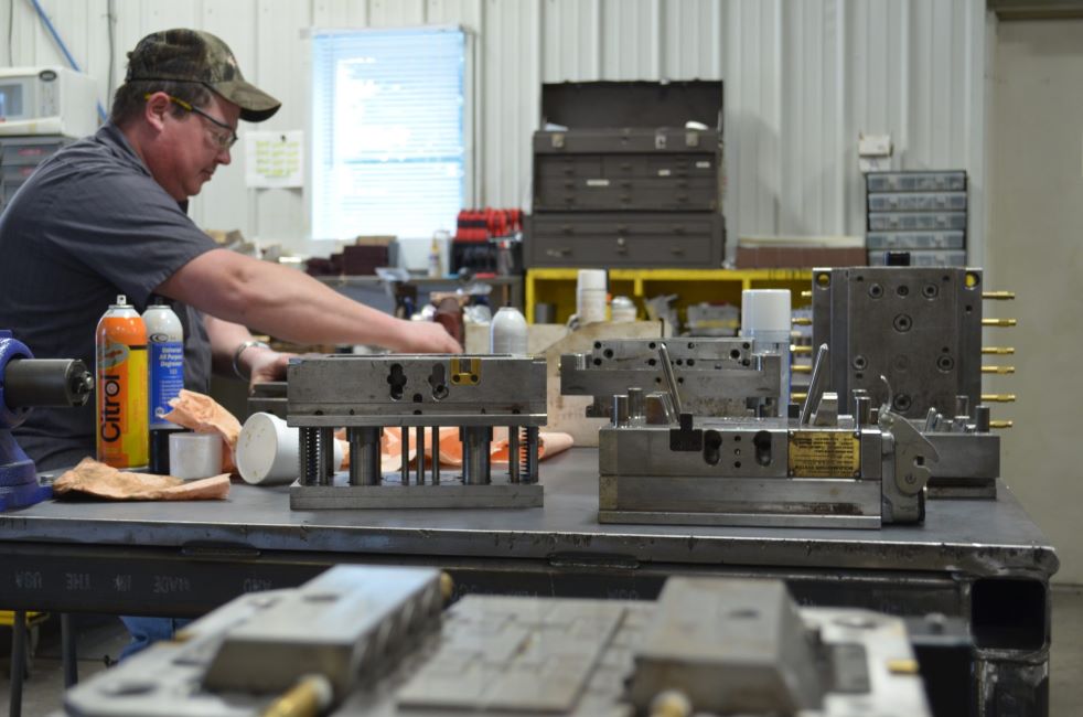 5 Core Advantages of RFID in Mould Management