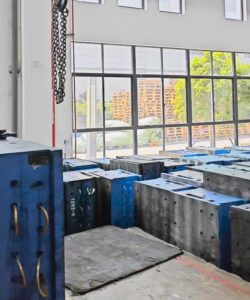 RFID moulds management
