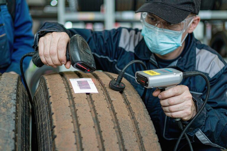 RFID vs Barcode for Tire Tracking